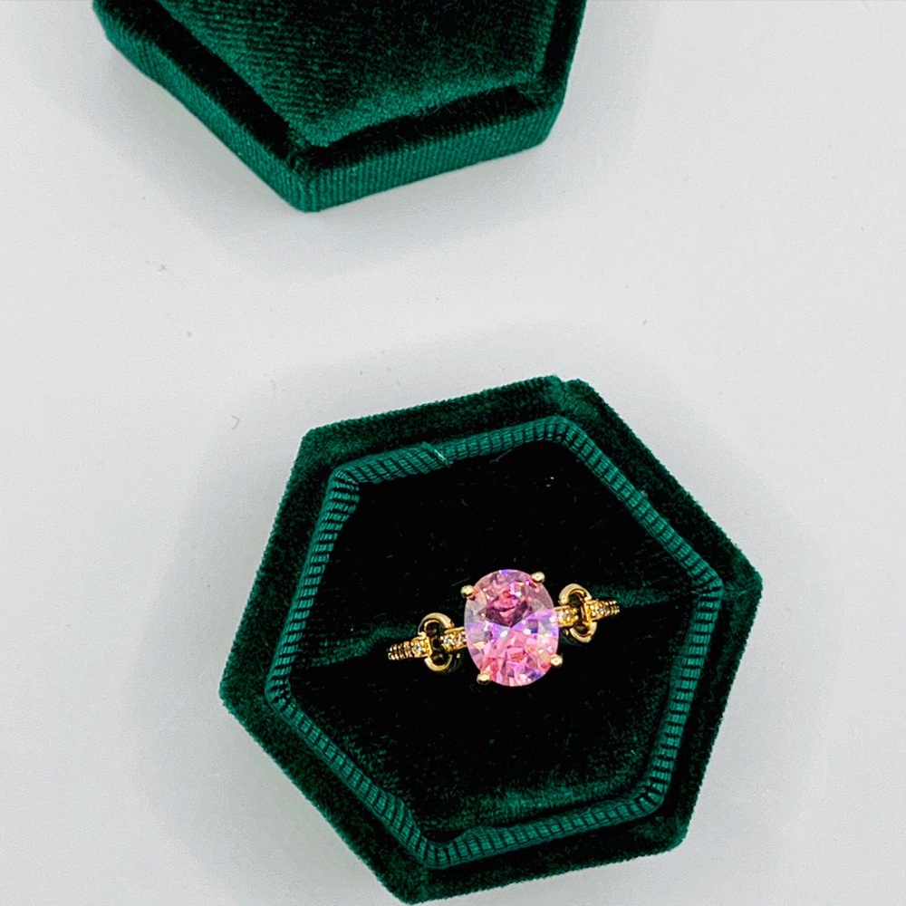 NEW 18K Rose Gold Plated Cushion Cut Oval Pink Starburst Simulated Diamond Ring